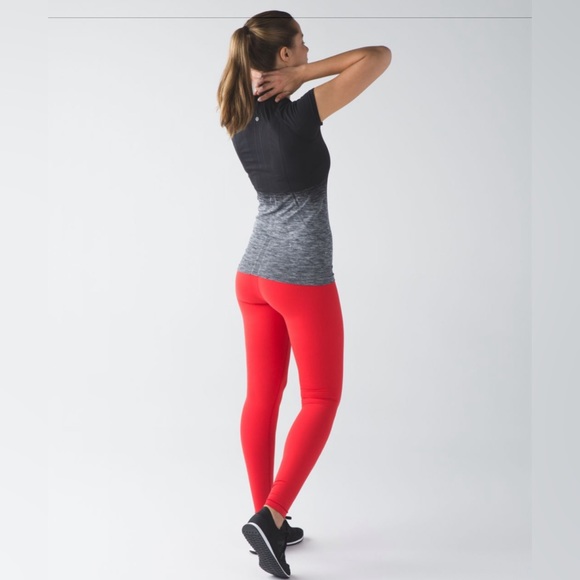 Lululemon Swiftly Tech Short Sleeve 2016 Canadian Olympic Volleyball Gear - Picture 2 of 9